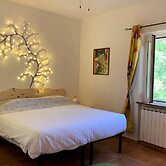 Vanessa, Suite on a High Hill in our Farm House, Near Gubbio