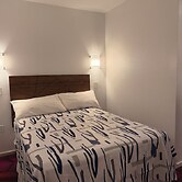 Broadway Inn And RV Park