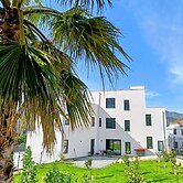 CASA LA PERLA