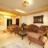 Sahel Alma Luxurious 3 Bdrm With a Garden