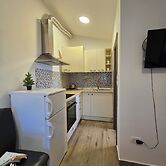 Studio Apartment Nia