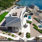 Villa Costabella With Heated Pool