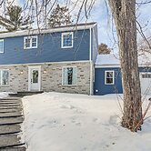 Family Fun on Lake Bemidji! Spacious Home w/ Yard