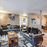 Easily Explore Anchorage! Modern Duplex Near Town