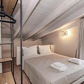 helichrysum lofts