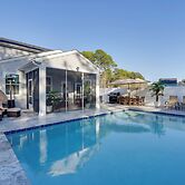 'palmetto Breeze Retreat' Pool & Coastal Elegance