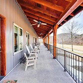 Riverside Galena Loft: Eagle Watching & Water View
