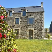 Corseul Countryside Retreat for a Family