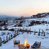 200 Year old Guesthouse 10 min From Faqra Club