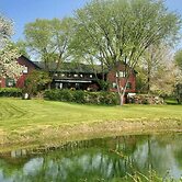 Old Orchard House