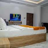 Apple Hotel