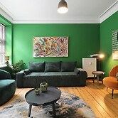 Greenbrook Homes - FAMILY APT.