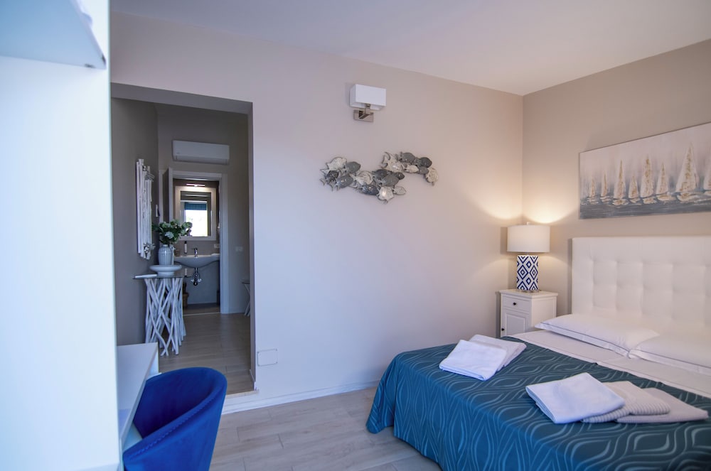 Residence Blue Marine