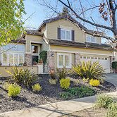 Fairfield Wine Country Getaway w/ Backyard Oasis!