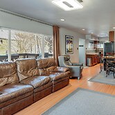 Hike, Bike & Ski! Cozy Anchorage Townhome