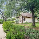 The Manor Haus at Messina Hof Hill Country Winery-messina Haus