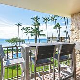 Oceanfront Maui Retreat Steps From Sugar Beach