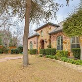 Great for Gatherings! Stylish Allen Home w/ Patio