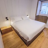 Do Bico Rooms