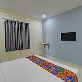 Fabhotel La Vista Inn Grand