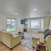 Dog-friendly Townhome Near Stillaguamish River!