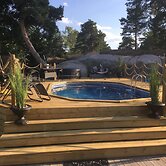 Large House With Pool and Close to the sea