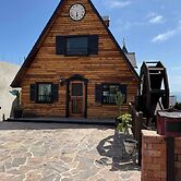 Beautiful Ocean View Cabin by k38