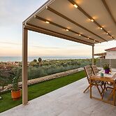 Petra Thea Chrani - Seaview Cozy Gem