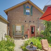 1 Block to Main St: 'second Street Carriage House'