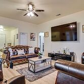 Cozy Home w/ Easy Access to Grand Prairie & Big D!
