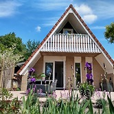Cozy Holiday Home in Burgerbrug