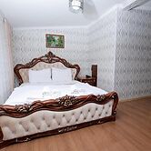 Garden City Hotel