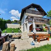 Veronica's place in the mountains