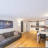 Stylish Two Bedroom Flat BCA
