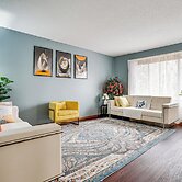 Deck & Outdoor Dining! Spacious St Paul Getaway