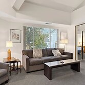 The Ridgeline by Avantstay Shared Pool + Hot Tub + Sauna Ski-in Access