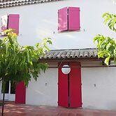 Villa With Private Pool, Garden & Panoramic Views