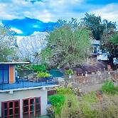 Rocksana Fortress Yoga & Retreat