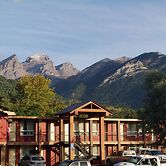 EasyStay Inn & Suites Fernie