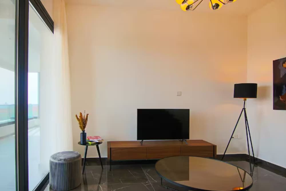 131 LIM 201 - Stay Anna Residence Sea View Apar