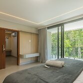Condo w/ Pool 600m From the Beach in Arraial D'ajuda - CRP