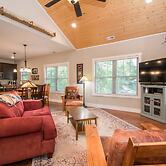 3BR Retreat Ensuite Baths Fire Pit