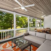 Spacious 3BR Cottage w Epic Patio Walk to Town