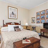 Moon River Bed and Breakfast