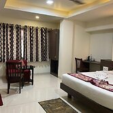 THE HOTEL RELAX