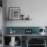 Solo Society Hybrid Hotel Vilnius
