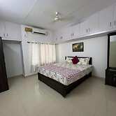 Little Chandhana Guest House
