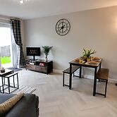 Modern House In Hartlepool With Private Parking