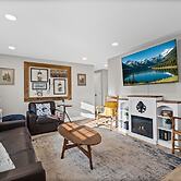 Berthoud Basecamp Private Hot Tub & Backyard Oasis