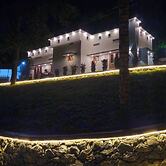 Elove Resort Private Hideaway on 6 Serene Acres